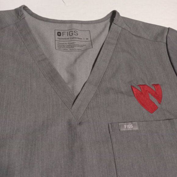 Figs Women's Catarina One-Pocket Scrub Top M FW1100 Graphite - Picture 4 of 8